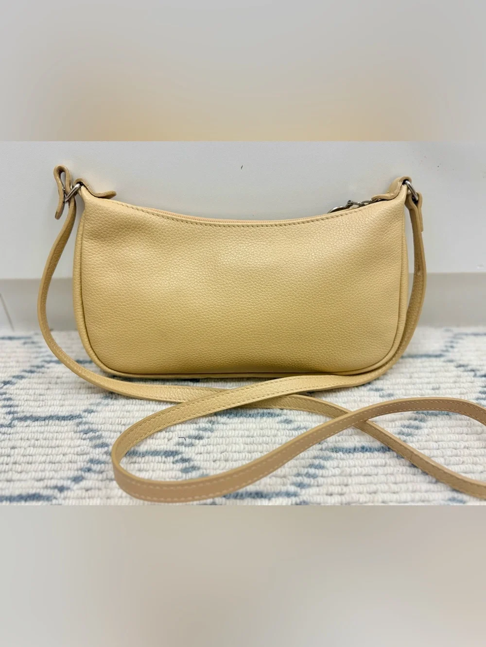 LONGCHAMP Vintage Y2K Beige Pebbled Leather Baguette Crossbody Made In France